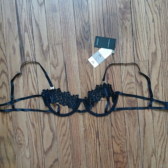 ❤️Victoria Secret Bluebella Lace bra❤️ - Picture 5 of 10